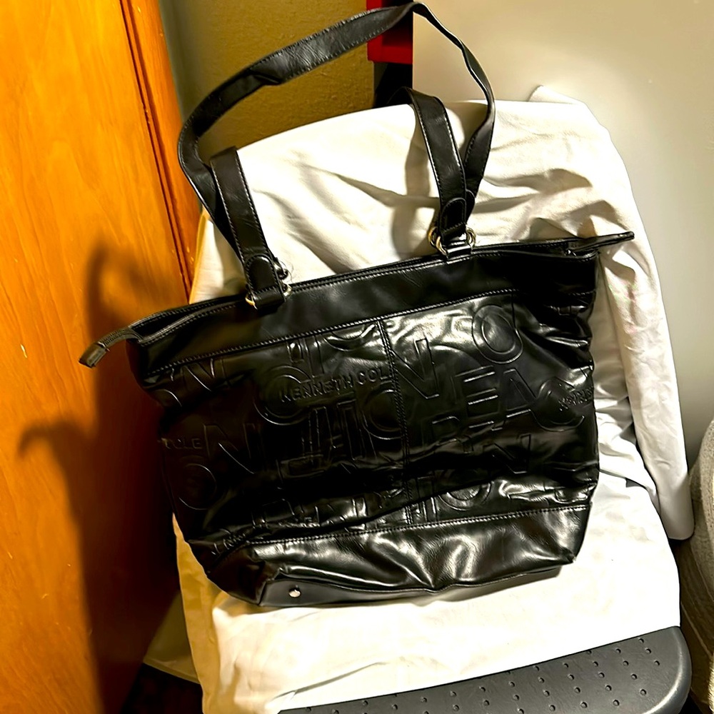 Kenneth Cole bag